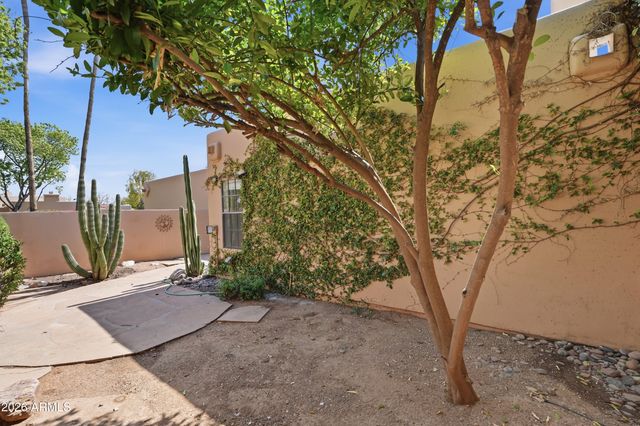 7756 E MONTEBELLO Avenue, Scottsdale, AZ 85250