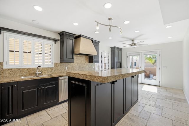 7756 E MONTEBELLO Avenue, Scottsdale, AZ 85250