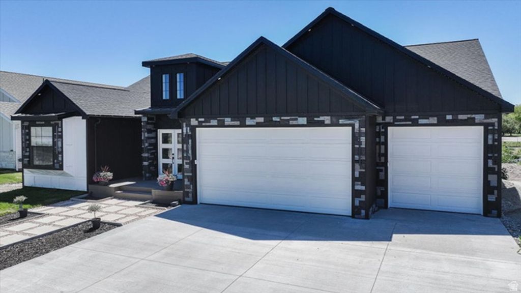 Image 2 of property listing at 34 E 1100 N, Preston, ID 83263