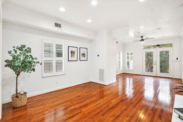 3006 W JULIA STREET C, Tampa, FL 33629