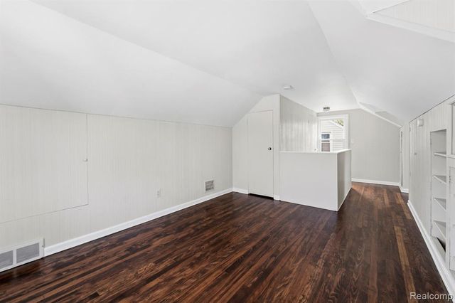 22424 Nowlin Street, Dearborn, MI 48124