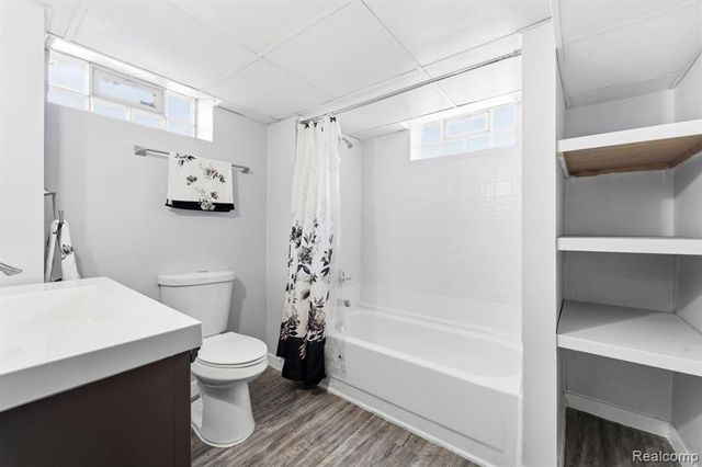 22424 Nowlin Street, Dearborn, MI 48124