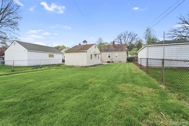 22424 Nowlin Street, Dearborn, MI 48124