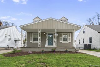 22424 Nowlin Street, Dearborn, MI 48124