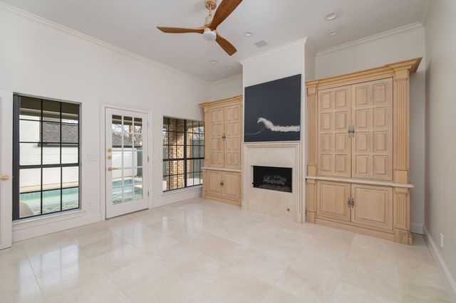 6912 Hillpark Drive, Dallas, TX 75230