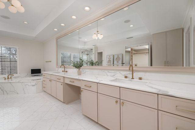 6912 Hillpark Drive, Dallas, TX 75230