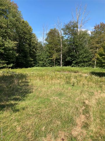 699 Budd Road, Woodbourne, NY 12788