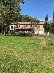 699 Budd Road, Woodbourne, NY 12788