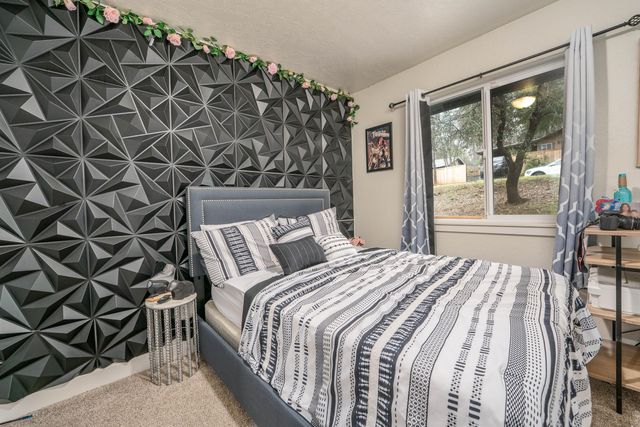 2141 Montana Avenue, Shasta Lake, CA 96019