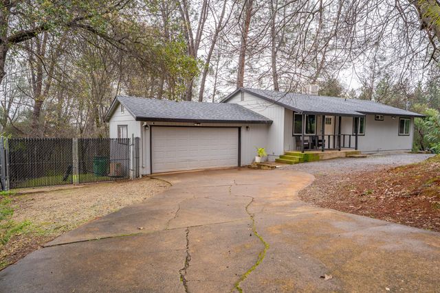 2141 Montana Avenue, Shasta Lake, CA 96019