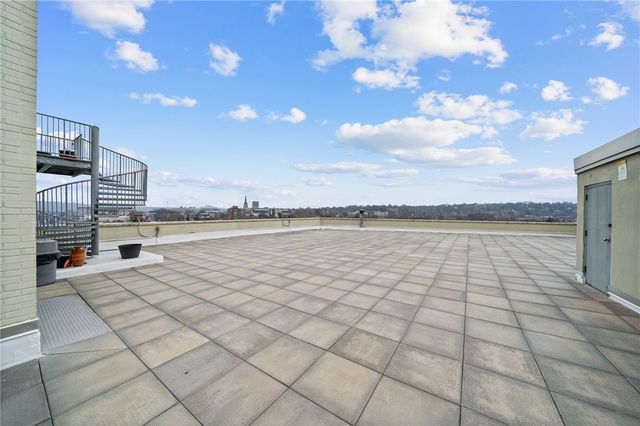 5850 Centre Ave 503, Shadyside, PA 15206