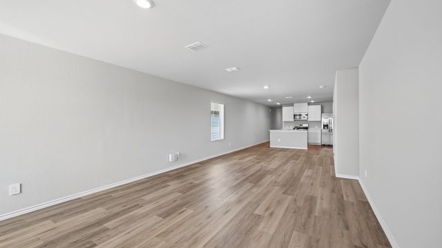 5529 ROLLINS Drive, Denton, TX 76249