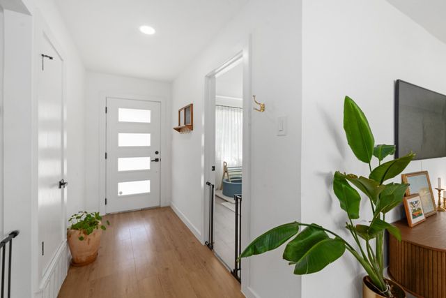 2321 Hartline Drive, Dallas, TX 75228