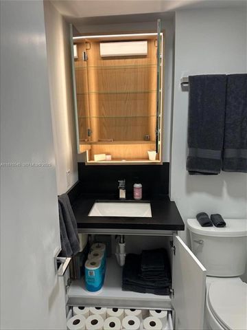 1076 NW 55th St, Miami, FL 33127