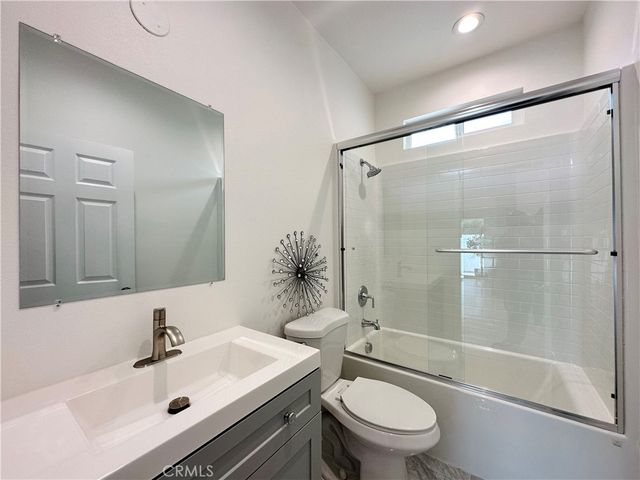2418 Thorn Place A, Fullerton, CA 92835