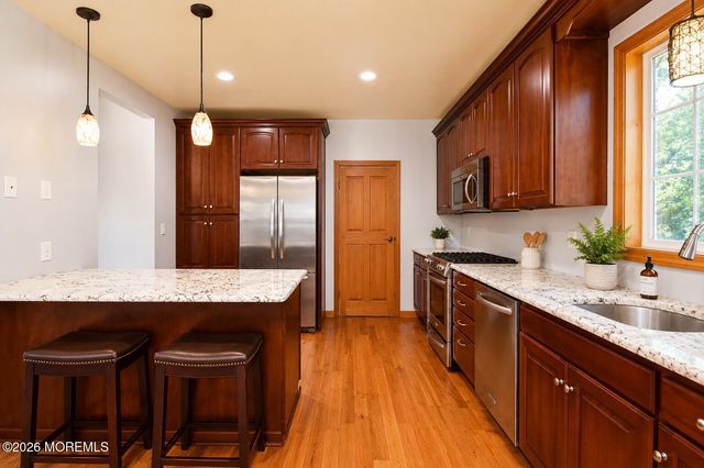 138 Church Street, Belford, NJ 07718