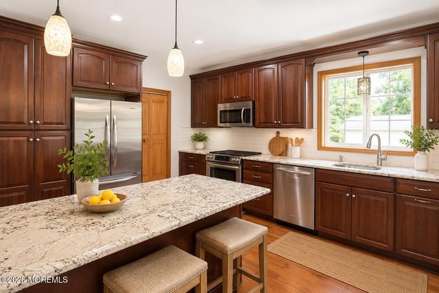 138 Church Street, Belford, NJ 07718