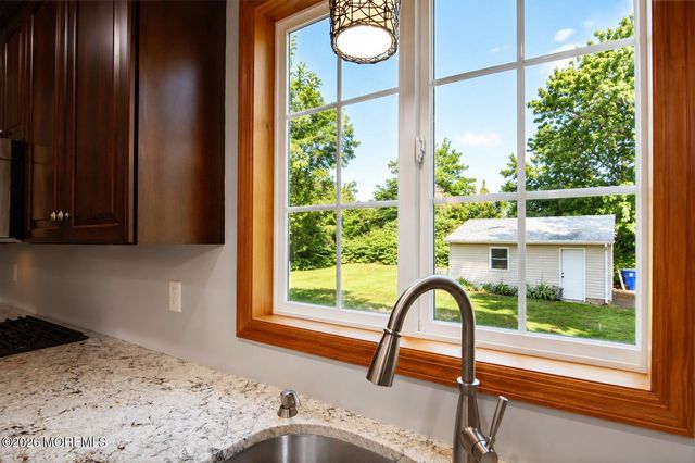 138 Church Street, Belford, NJ 07718