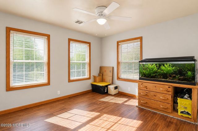 138 Church Street, Belford, NJ 07718