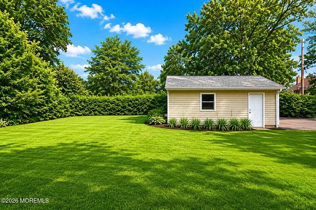 138 Church Street, Belford, NJ 07718