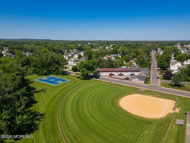 138 Church Street, Belford, NJ 07718