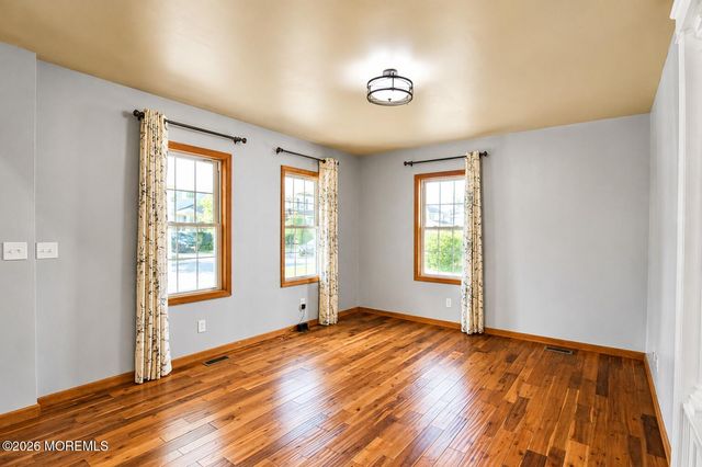 138 Church Street, Belford, NJ 07718
