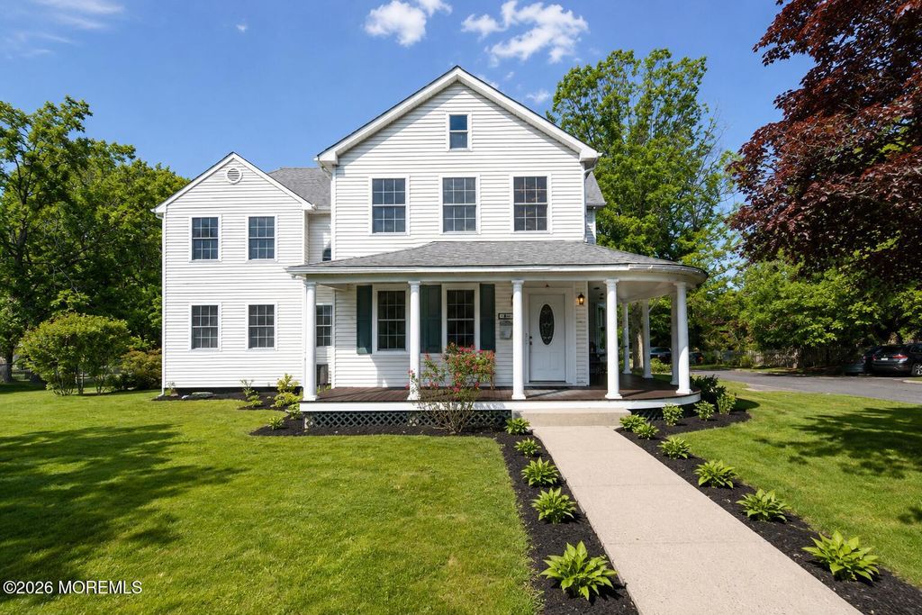 138 Church Street, Belford, NJ 07718