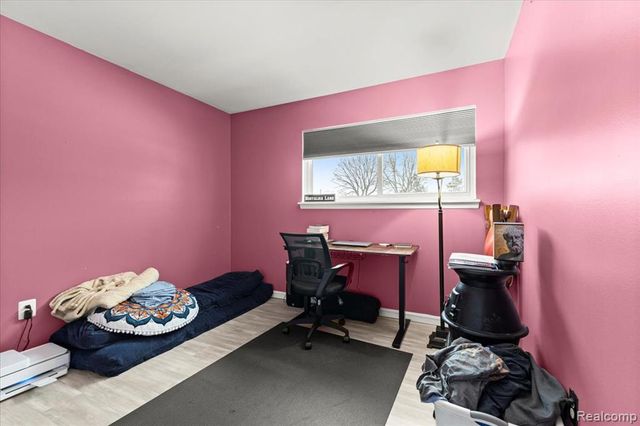 3947 Percy King Road, Waterford, MI 48329