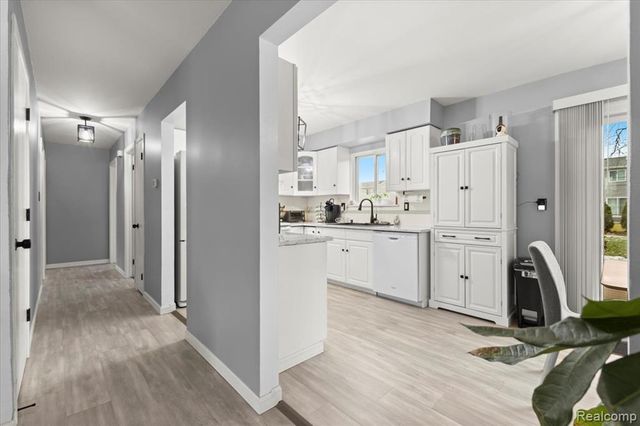 3947 Percy King Road, Waterford, MI 48329