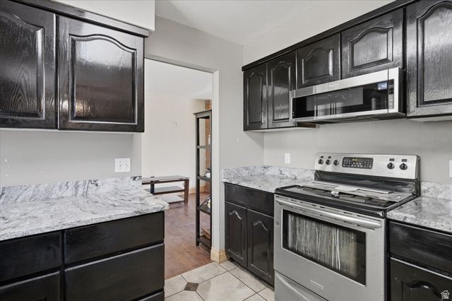 2299 E 3025 N, Layton, UT 84040