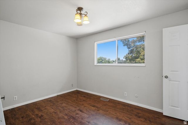 2299 E 3025 N, Layton, UT 84040
