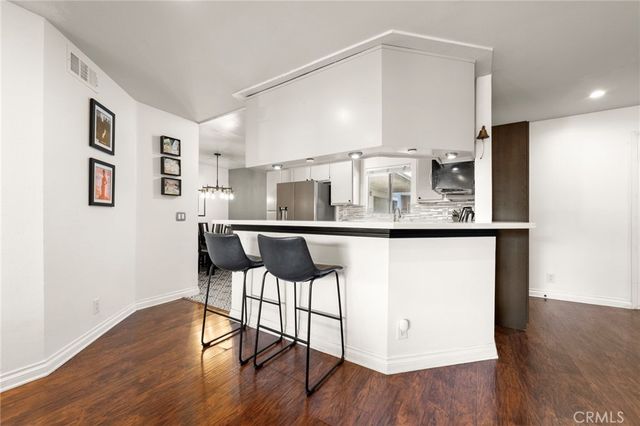 1200 Gaviota 104, Long Beach, CA 90813