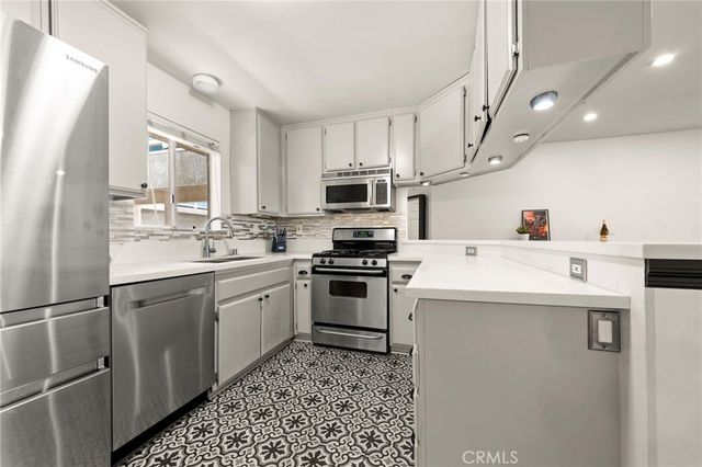 1200 Gaviota 104, Long Beach, CA 90813