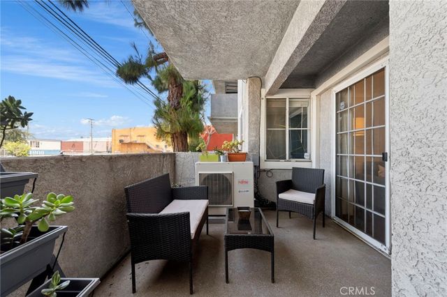 1200 Gaviota 104, Long Beach, CA 90813