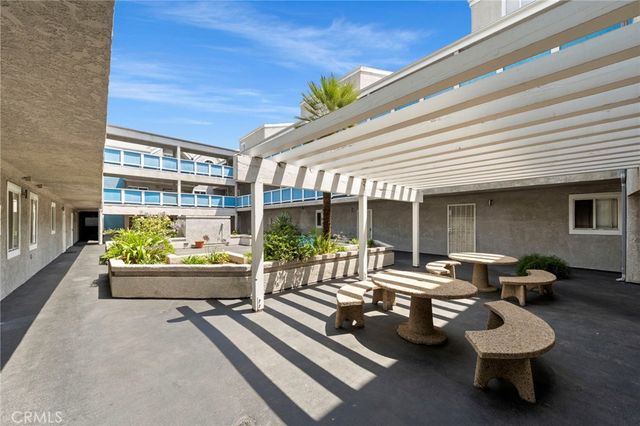 1200 Gaviota 104, Long Beach, CA 90813