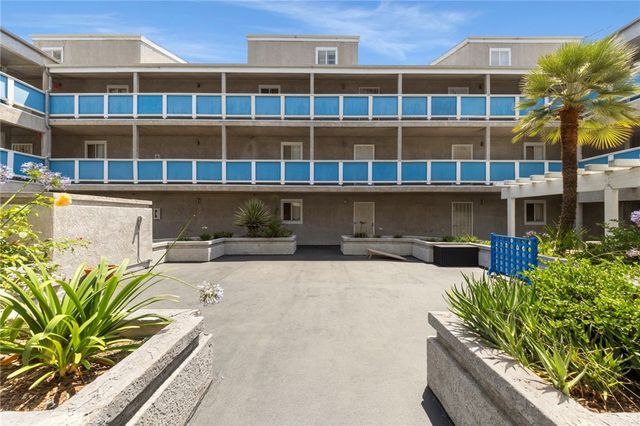 1200 Gaviota 104, Long Beach, CA 90813
