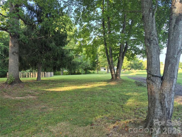 6373 Dixie Lane, Vale, NC 28168