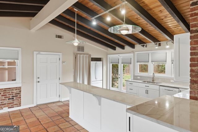 3302 Wynn Drive, Avondale Estates, GA 30002