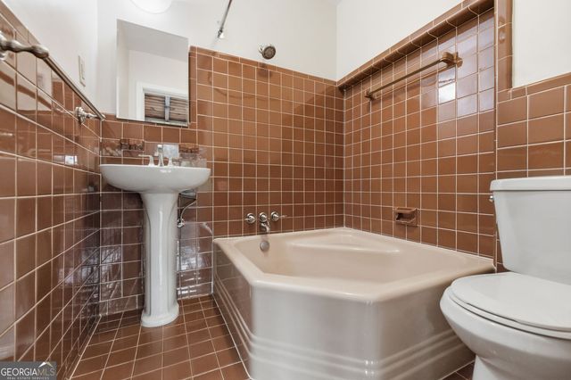 3302 Wynn Drive, Avondale Estates, GA 30002