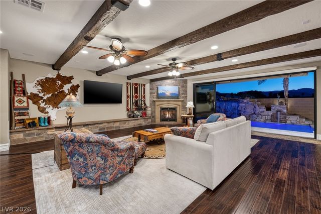 7347 Peace Rose Street, Las Vegas, NV 89131