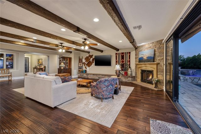 7347 Peace Rose Street, Las Vegas, NV 89131