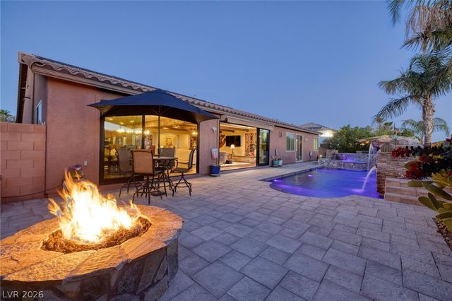 7347 Peace Rose Street, Las Vegas, NV 89131