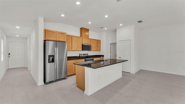 727 CHESTNUT LANE, Auburndale, FL 33823