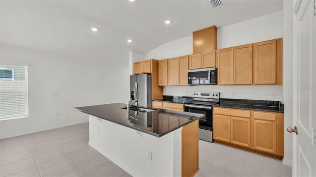727 CHESTNUT LANE, Auburndale, FL 33823