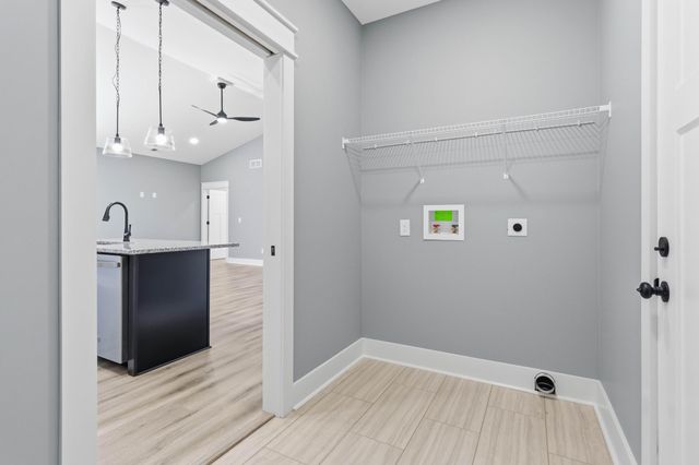 100 Harrods Glen, Harrodsburg, KY 40330