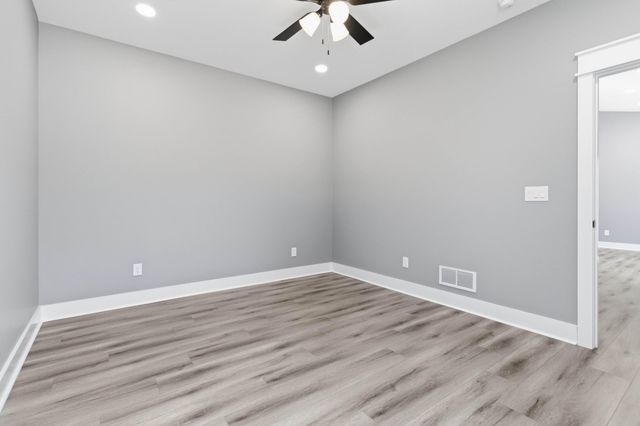 100 Harrods Glen, Harrodsburg, KY 40330