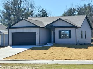 100 Harrods Glen, Harrodsburg, KY 40330