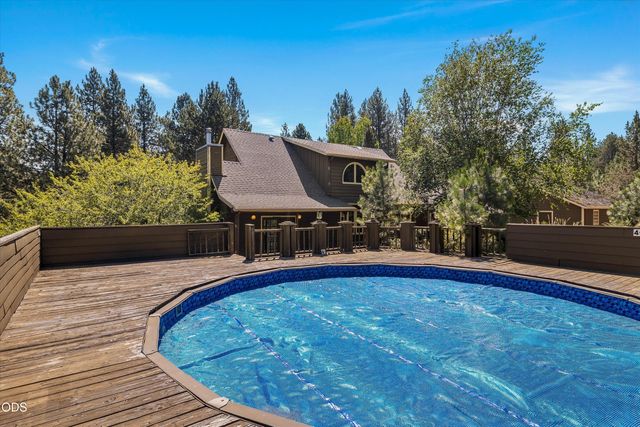 60325 Woodside Road, Bend, OR 97702