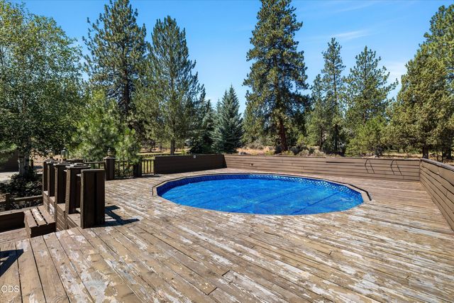60325 Woodside Road, Bend, OR 97702