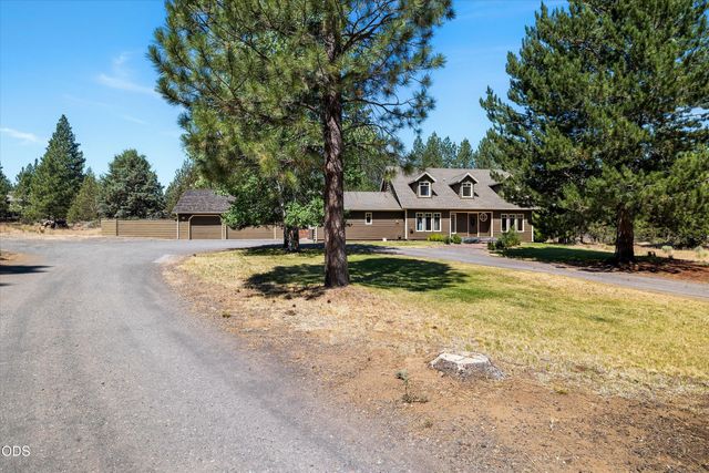 60325 Woodside Road, Bend, OR 97702